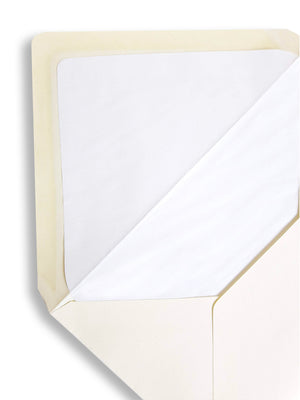Enveloppe patte pointue velin ivoire 120x180 doublée Soie Blanche
