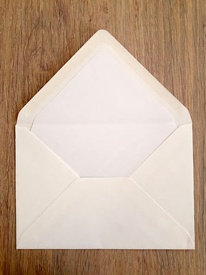 Enveloppe patte pointue Vergé ivoire 90x140 doublée Soie Blanc