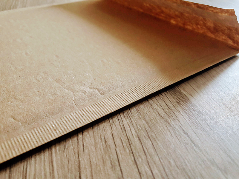CHOCPACK® - Pochette Kraft matelassée papier ondulé - 100x165