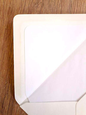 Enveloppe patte pointue vergé blanc 120X180 doublée Soie Blanche