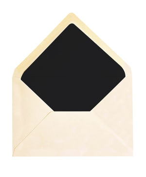 Enveloppe patte pointue velin ivoire 114x162 doublée Soie Noire